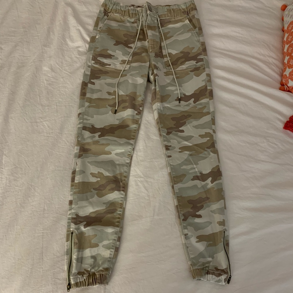 Camouflage print jean joggers.